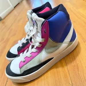 Nike blazer sneakers size 2.5y